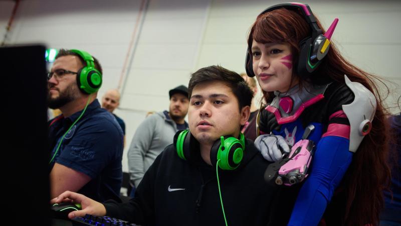Die Gamevention versteht sich als Treffpunkt für die Gaming-Community und als eSport-Festival. Die Gamevention versteht sich als Treffpunkt für die Gaming-Community und als eSport-Festival.