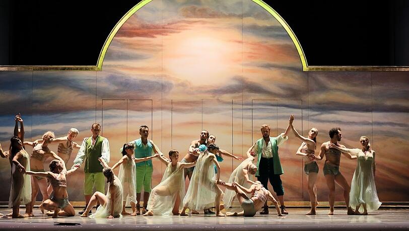 Claudio Monteverdis Madrigal "Tirsi et Clori" als Teil von "Amors Fest" im Gärtnerplatztheater.