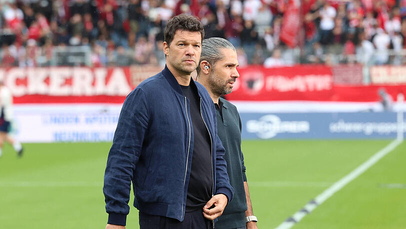 TV-Experte und ehemalige Spieler des FC Bayern: Michael Ballack. TV-Experte und ehemalige Spieler des FC Bayern: Michael Ballack.