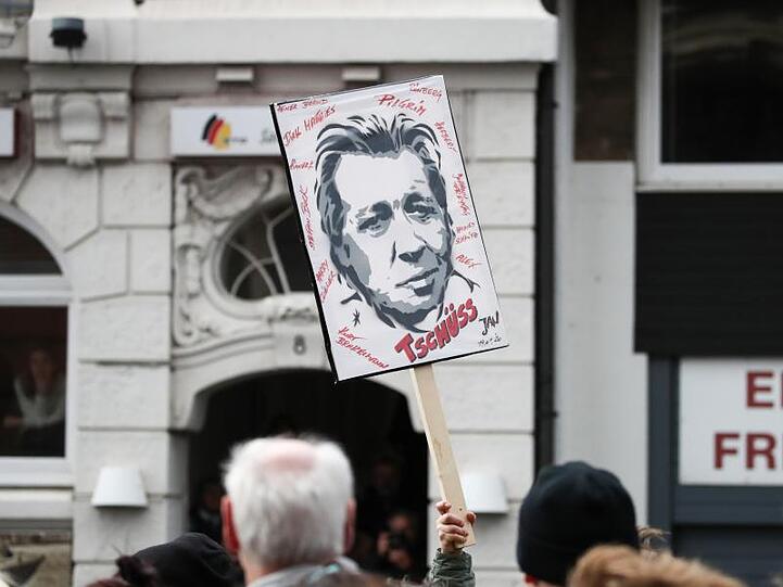 In Hamburg sagt man Tschüss.