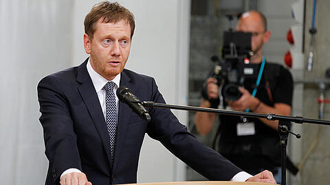 Michael Kretschmer hat neue Corona-Regeln angekündigt.