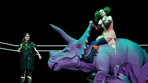 "In den Gärten oder Lysistrata Teil 2" im Volkstheater.