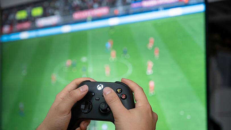 Ran an die Konsole: Gamer greifen immer mehr auf Abo-Dienste zur&uuml;ck. (Symbolbild)