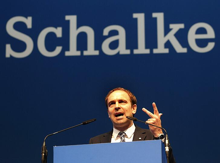 Alexander Jobst, Vorstand für das Marketing von Schalke 04, äußerte sich über die Vermarktungspläne der Gelsenkirchener.