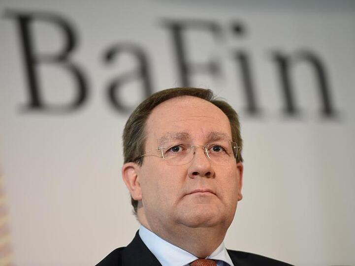 Felix Hufeld 2015 bei der Jahres-Pressekonferenz. Der Bafin-Chef begann seine berufliche Laufbahn 1992 als Unternehmensberater bei Boston Consulting.