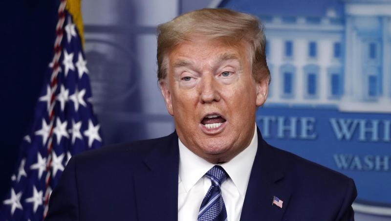 Nach Angaben von US-Präsident Trump soll die Begrenzung der Einwanderung in die USA zunächst für 60 Tage gelten. Nach Angaben von US-Präsident Trump soll die Begrenzung der Einwanderung in die USA zunächst für 60 Tage gelten.