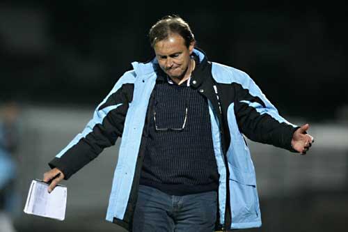 Ratlos: Ewald Lienen.