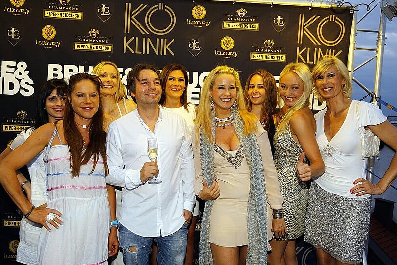 "The Hangover": Wilde Promi-Party bei Bruce Reith - die Bilder