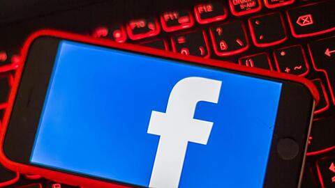 Facebook sah sich zuletzt wachsendem Druck ausgesetzt, seine Regeln im Umgang mit hassererfüllten und diskriminierenden Kommentaren konsequenter durchzusetzen.