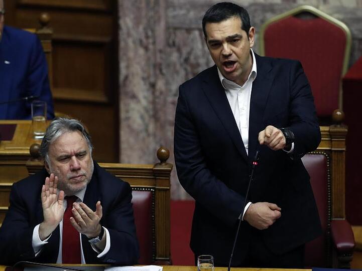 Das griechische Parlament in Athen debattiert den künftigen Umgang mit Reparationsforderungen an Deutschland. Hier Ministerpräsident Alexis Tsipras.