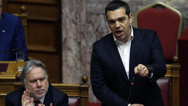 Das griechische Parlament in Athen debattiert den künftigen Umgang mit Reparationsforderungen an Deutschland. Hier Ministerpräsident Alexis Tsipras. Das griechische Parlament in Athen debattiert den künftigen Umgang mit Reparationsforderungen an Deutschland. Hier Ministerpräsident Alexis Tsipras.