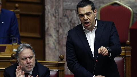 Das griechische Parlament in Athen debattiert den künftigen Umgang mit Reparationsforderungen an Deutschland. Hier Ministerpräsident Alexis Tsipras.