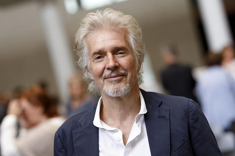 Frank Schätzing. Der Thriller-Autor hat mit "Was, wenn wir einfach die Welt retten? Handeln in der Klimakrise" ein Sachbuch geschrieben.
