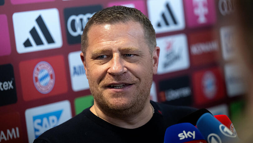 Sportvorstand Max Eberl in München vor dem Abflug nach London. Sportvorstand Max Eberl in München vor dem Abflug nach London.