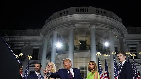 Familie Trump auf dem Südrasen des Weißen Hauses zum Abschluss der viertägigen Parteitages der Republikaner.