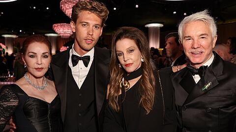 Priscilla Presley, Austin Butler, Lisa Marie Presley und Baz Luhrmann (v.l.) bei den Golden Globe Awards am 10. Januar.