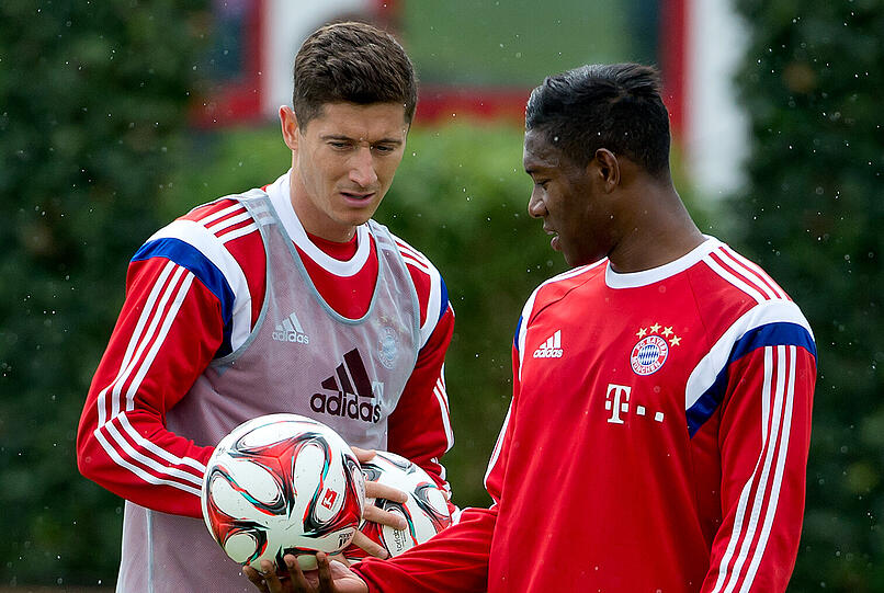 Wie gefällt den Bayern China und was sagt man über die Ziele der neuen Saison - David Alaba und Robert Lewandowski haben darüber gesprochen.