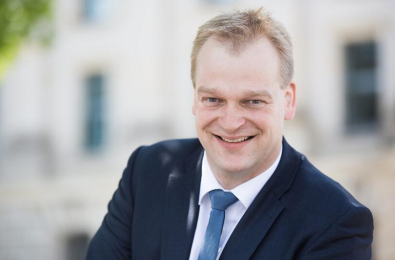 Platz 3: Landwirt Albert Stegemann (CDU), 1,21 bis 1.35 Mio €.