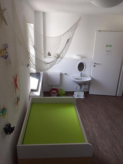 Die Innenräume der Kita sind bereits fertig eingerichtet, nur die Kinder fehlen noch.