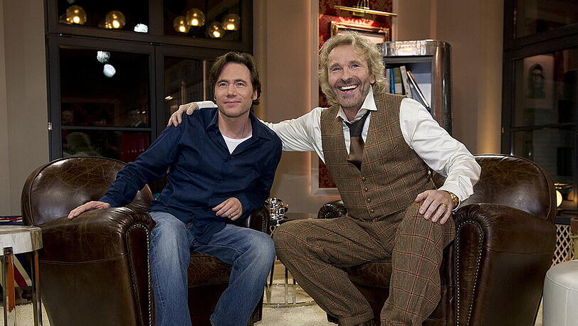 Kennen sich bestens: Michael "Bully" Herbig und Thomas Gottschalk (r.) Kennen sich bestens: Michael "Bully" Herbig und Thomas Gottschalk (r.)