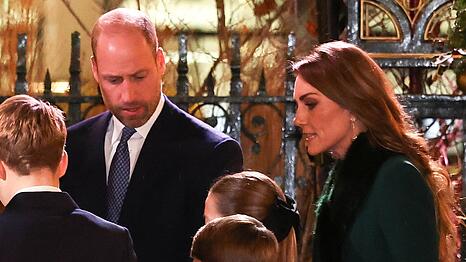 Prinz William mit seinen Kindern und Ehefrau Prinzessin Kate.