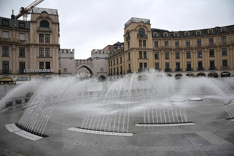 Die Sanierungsarbeiten am Stachus-Brunnen sind beendet.
