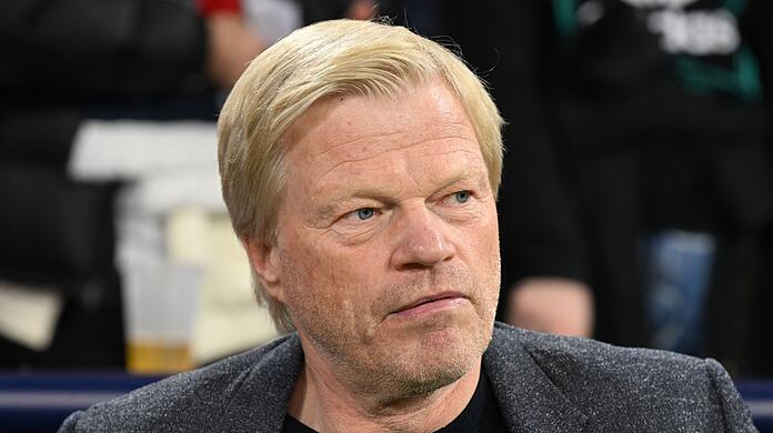 Oliver Kahn, Vorstandsvorsitzender der FC Bayern München AG, vor der Partie.