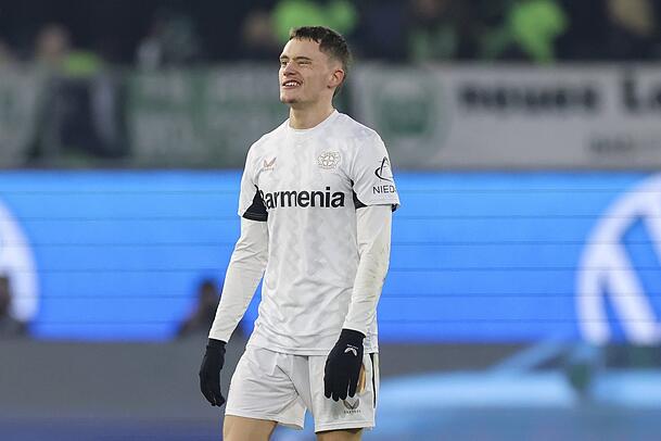 Der Spieler, der die Bayern-Bosse um Christoph Freund und Max Eberl verzückt: Leverkusen-Star Florian Wirtz. Der Spieler, der die Bayern-Bosse um Christoph Freund und Max Eberl verzückt: Leverkusen-Star Florian Wirtz.