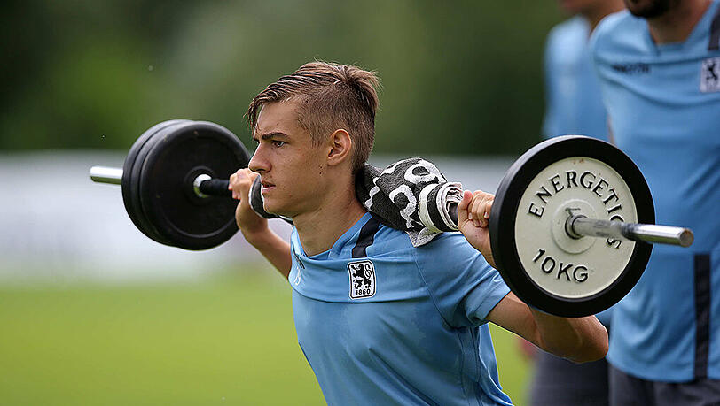 Trainer Kosta Runjaic ist von ihm begeistert: Jung-Löwe Florian Neuhaus.