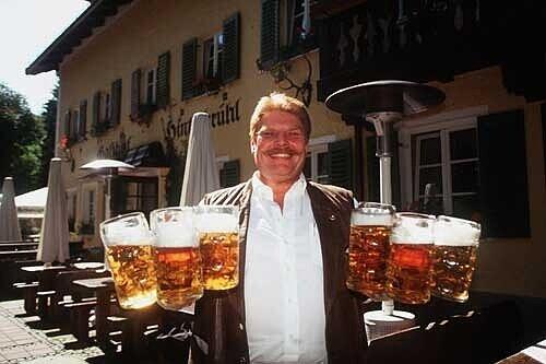 Er betrieb den Gasthof Hinterbrühl.