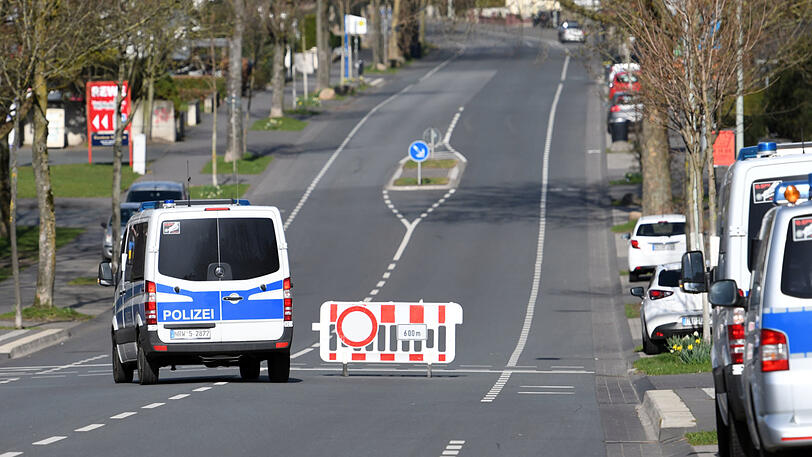 Wegen der Entschärfung einer Fliegerbombe ist der Weg in die Innenstadt von Paderborn gesperrt.