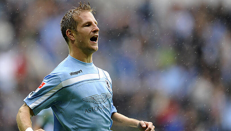 Bald wieder im Trikot der Löwen? 1860-Publikumsliebling Stefan Aigner soll bei den Sechzgern einen Vertrag bis 2020 bekommen. Bald wieder im Trikot der Löwen? 1860-Publikumsliebling Stefan Aigner soll bei den Sechzgern einen Vertrag bis 2020 bekommen.