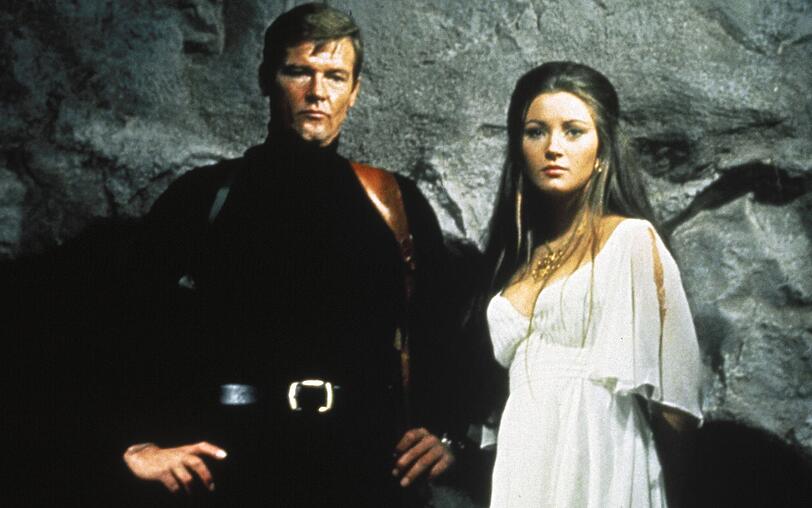 "Leben und sterben lassen" (1973) war der erste "James Bond"-Film, der abseits einer technischen Kategorie für einen Oscar nominiert war. Der Paul-McCartney-Evergreen "Live And Let Die" ging bei der Verleihung allerdings leer aus. "Leben und sterben lassen" (1973) war der erste "James Bond"-Film, der abseits einer technischen Kategorie für einen Oscar nominiert war. Der Paul-McCartney-Evergreen "Live And Let Die" ging bei der Verleihung allerdings leer aus.