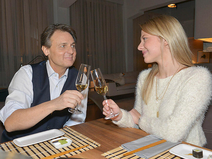 "GZSZ": Gerner (Wolfgang Bahro) und Sunny (Valentina Pahde)