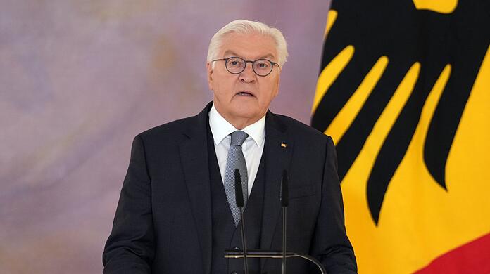 Bundespr&auml;sident Steinmeier hat die Aufl&ouml;sung des Bundestags bekannt gegeben.
