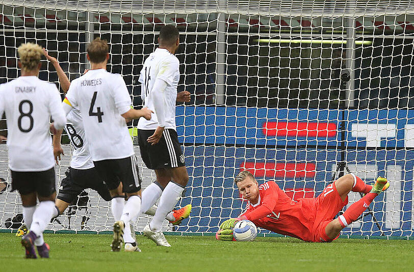 BERND LENO - NOTE 3: Drittes Länderspiel für den Leverkusener &ndash; erstmals über die volle Distanz. Musste ein paar Schüsse abwehren oder über seinen Kasten wischen.