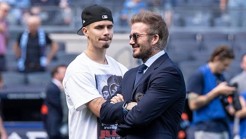 Vater und Sohn: David Beckham und Romeo Beckham.