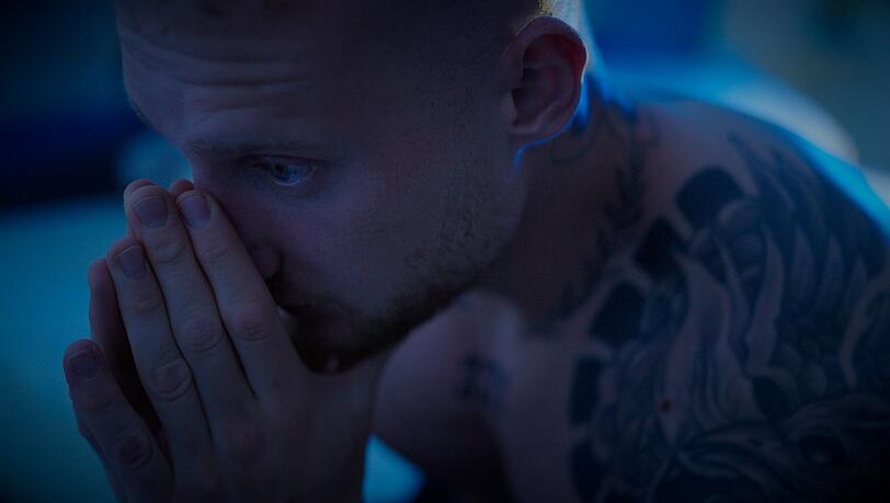 Seine Herzprobleme betrachtet Tom (28) als Warnsignal und als Weckruf: "Dass ich endlich angefangen habe, hinzuschauen: Was ist mir passiert?" Seine Herzprobleme betrachtet Tom (28) als Warnsignal und als Weckruf: "Dass ich endlich angefangen habe, hinzuschauen: Was ist mir passiert?"