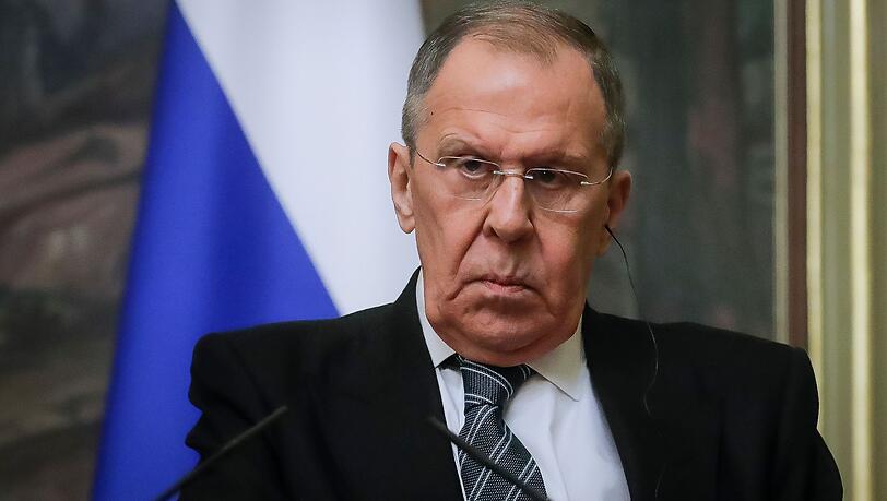 Russland versuche, den Krieg zu beenden - für diese Aussage wurde Russlands Außenminister ausgelacht.