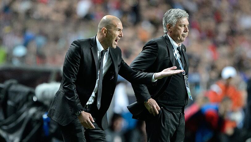 Einer emotional, der andere relaxt: Co-Trainer Zidane (l.) und Chefcoach Ancelotti 2014 im Champions-League-Finale mit Real. Einer emotional, der andere relaxt: Co-Trainer Zidane (l.) und Chefcoach Ancelotti 2014 im Champions-League-Finale mit Real.