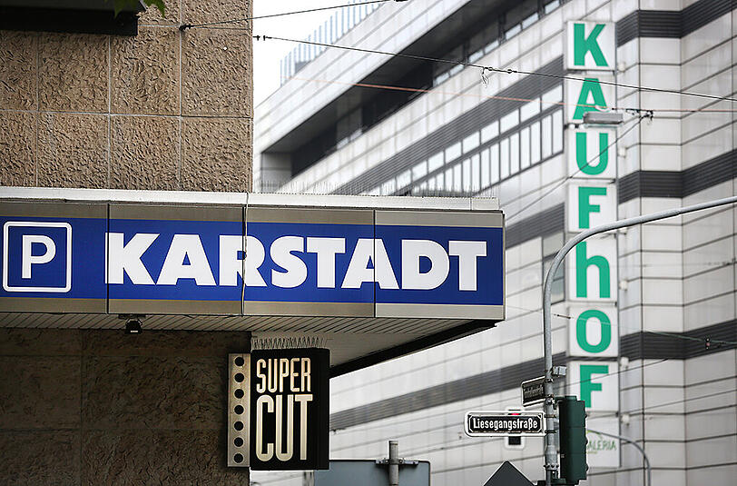 Der österreichische Investor und Karstadt-Eigentümer René Benko soll ein Kaufangebot zu einem Preis von rund 2,9 Milliarden Euro abgegeben haben. Foto: Martin Gerten/Archiv