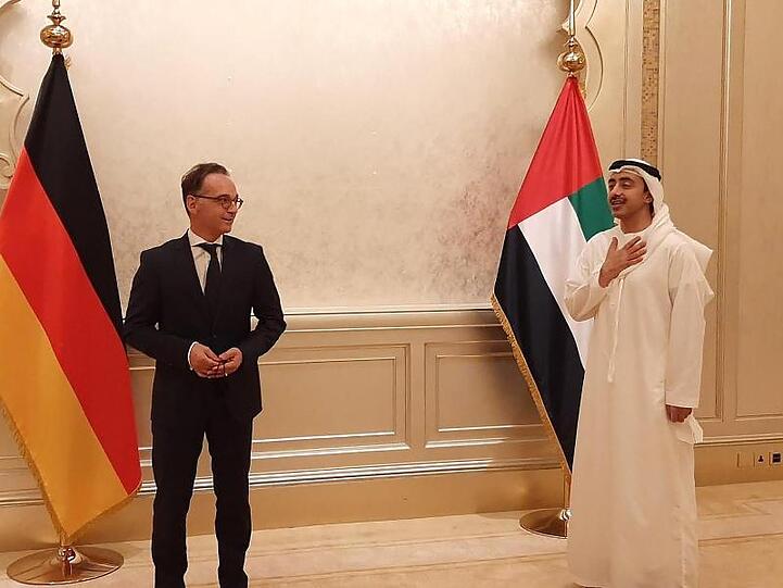 Heiko Maas (l), Bundesaußenminister, trifft Abdullah bin Said Al Nahjan, Außenminister der Vereinigten Arabischen Emirate.