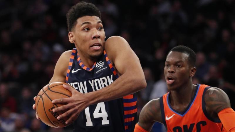Allonzo Trier (l) von den New York Knicks in Aktion gegen Oklahomas Dennis Schröder. Allonzo Trier (l) von den New York Knicks in Aktion gegen Oklahomas Dennis Schröder.