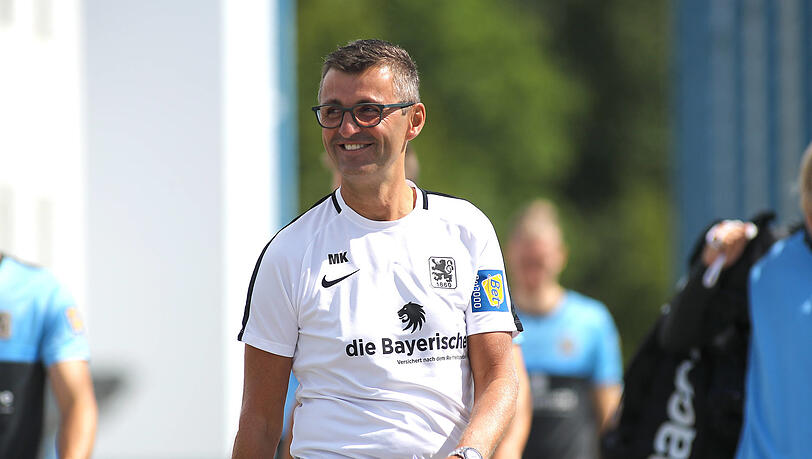 Den DFB-Pokal im Blick, zumindest den Einzug in die Zweite Runde: 1860-Trainer Michael Köllner, dessen Priorität die Liga bleibt.