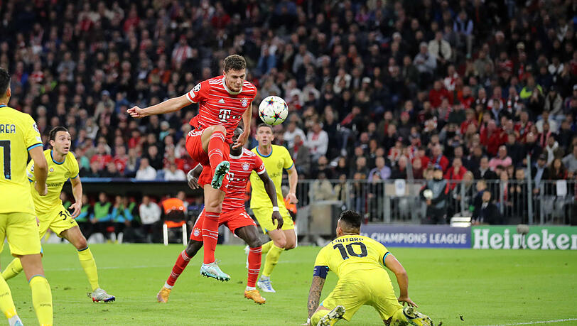 Eigentlich hinten zu finden, aber manchmal auch vorne der Mann für die wichtigen Tore: Pavards Kopfball zum 1:0 gegen Inter Mailand. Eigentlich hinten zu finden, aber manchmal auch vorne der Mann für die wichtigen Tore: Pavards Kopfball zum 1:0 gegen Inter Mailand.