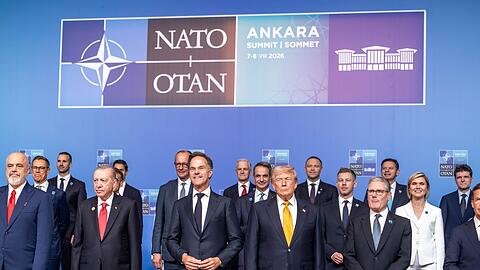 Die Nato-Partner verabredeten in Ankara, dass die Europ&auml;er mehr Verantwortung &uuml;bernehmen sollen.