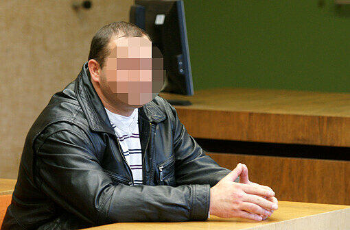 Ihm wird Missbrauch von Schutzbefohlenen vorgeworfen: Ante S. auf der Anklagebank.