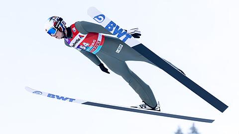 Halvor Egner Granerud hat die Qualifikation für den Auftakt der Vierschanzentournee gewonnen.