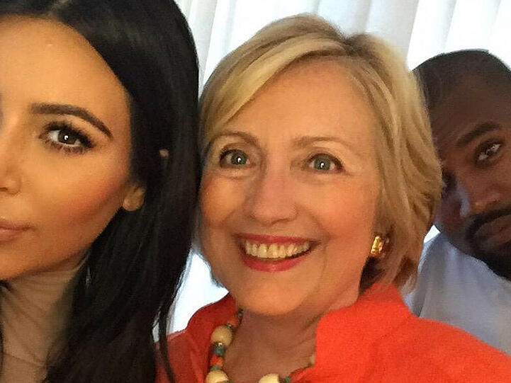 Kim Kardashian mit Hillary Clinton und Kanye West