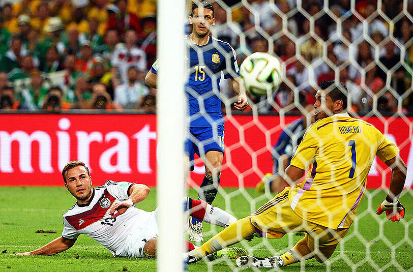 Mit diesem Tor schoss Mario Götze Deutschland zum WM-Titel.